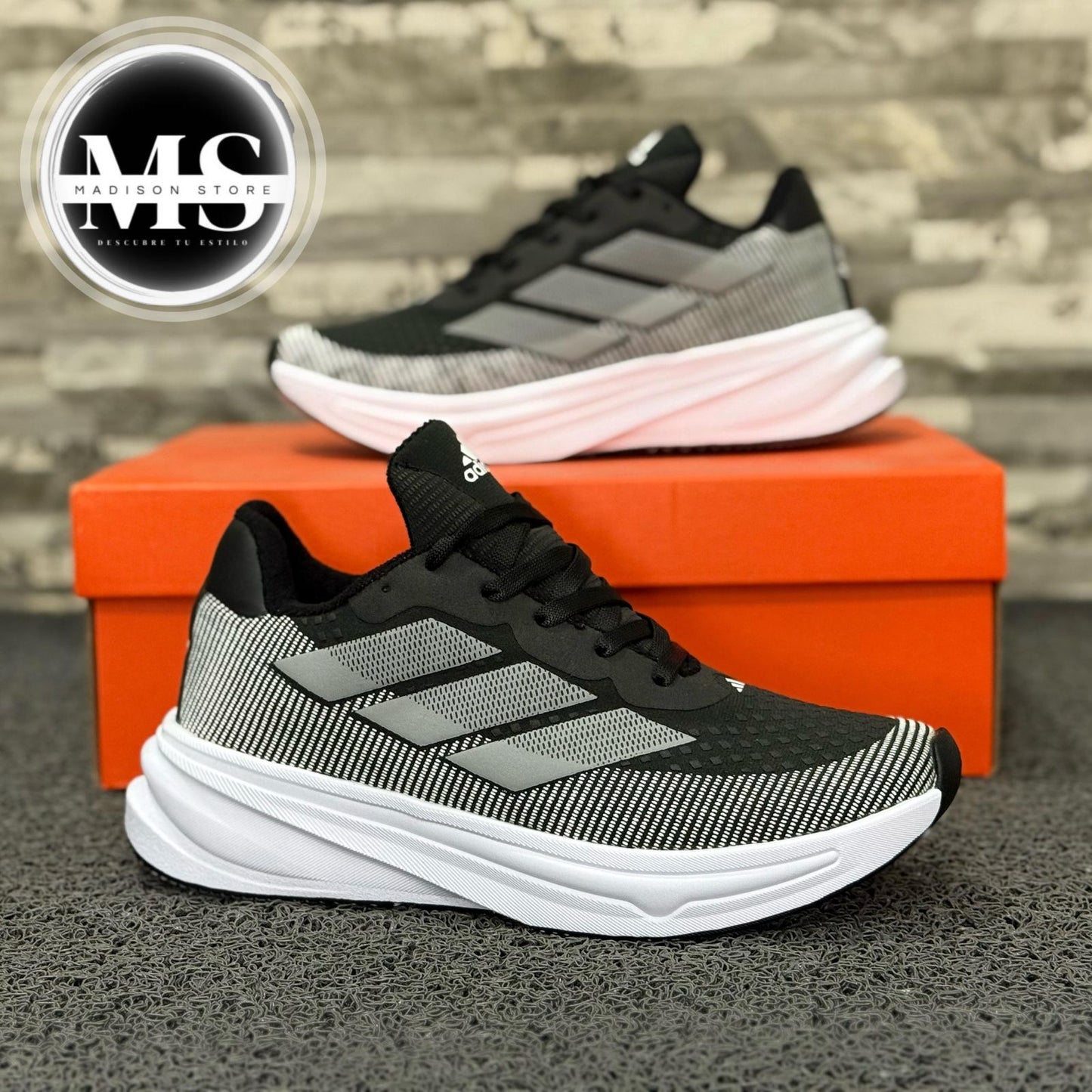 ADIDAS SUPERNOVA