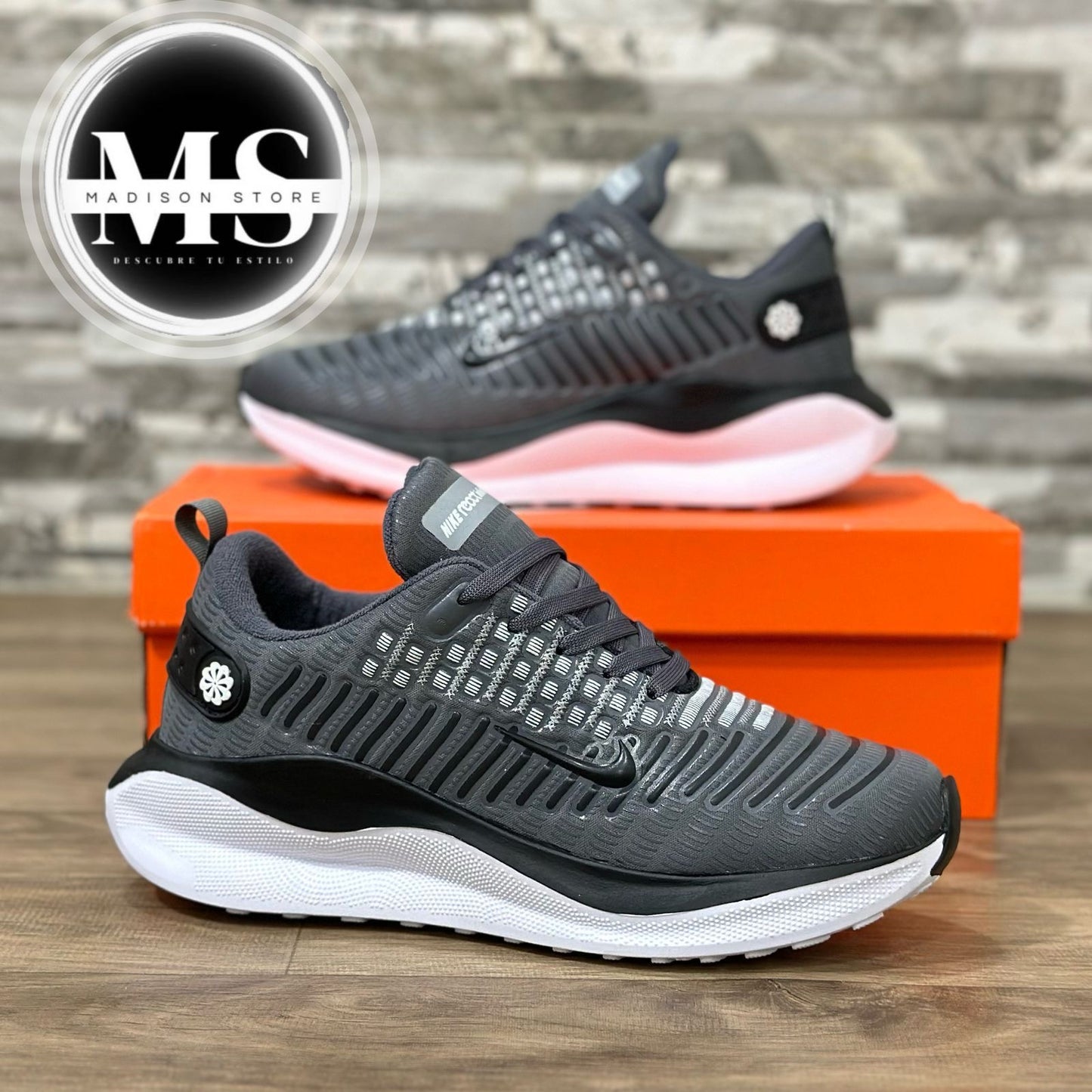 NIKE INFINITY AIR