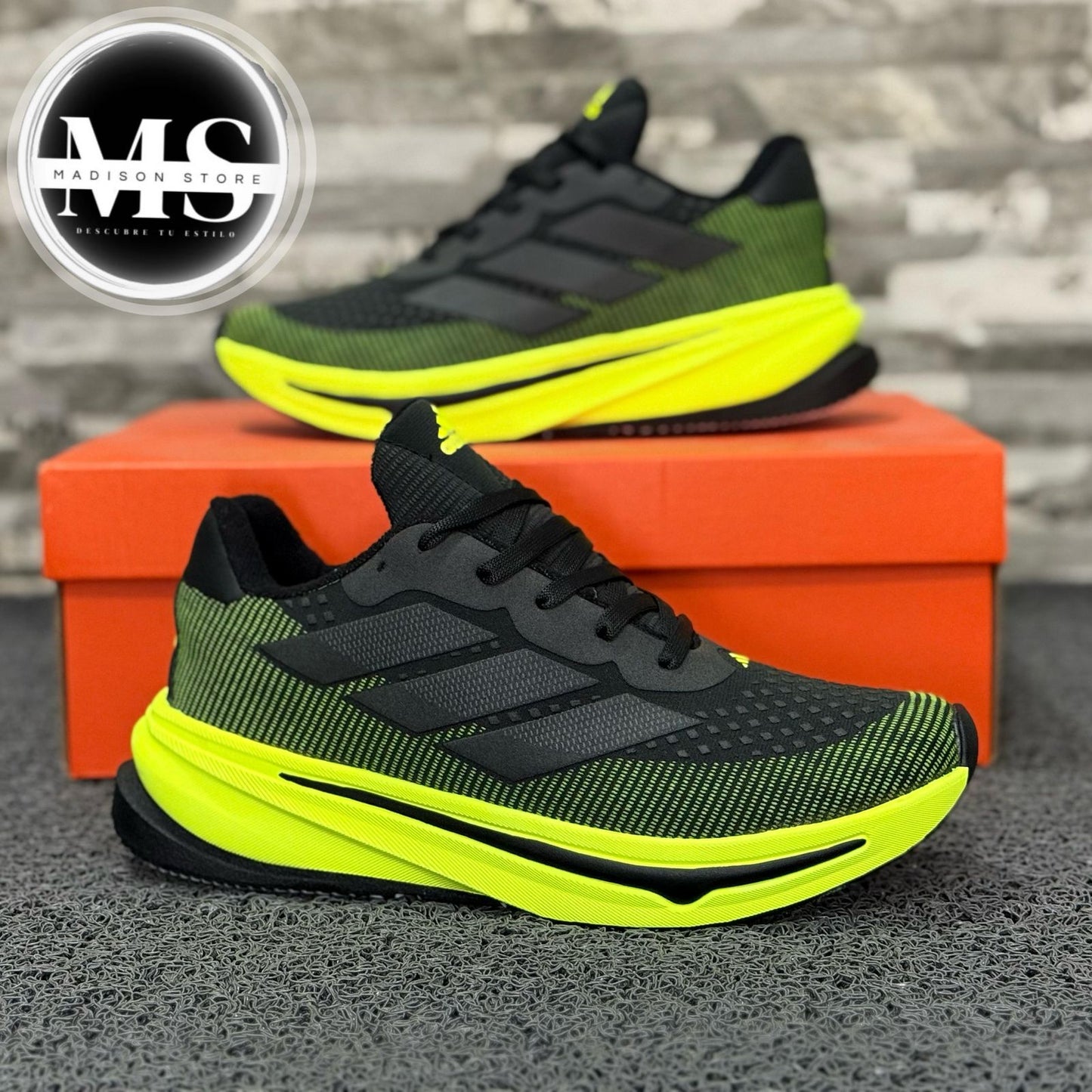 ADIDAS SUPERNOVA