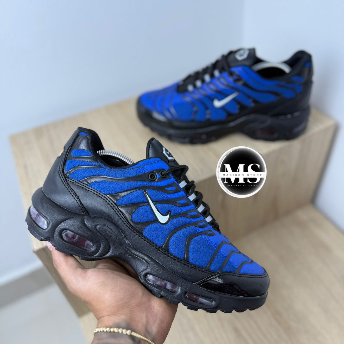 NIKE TN