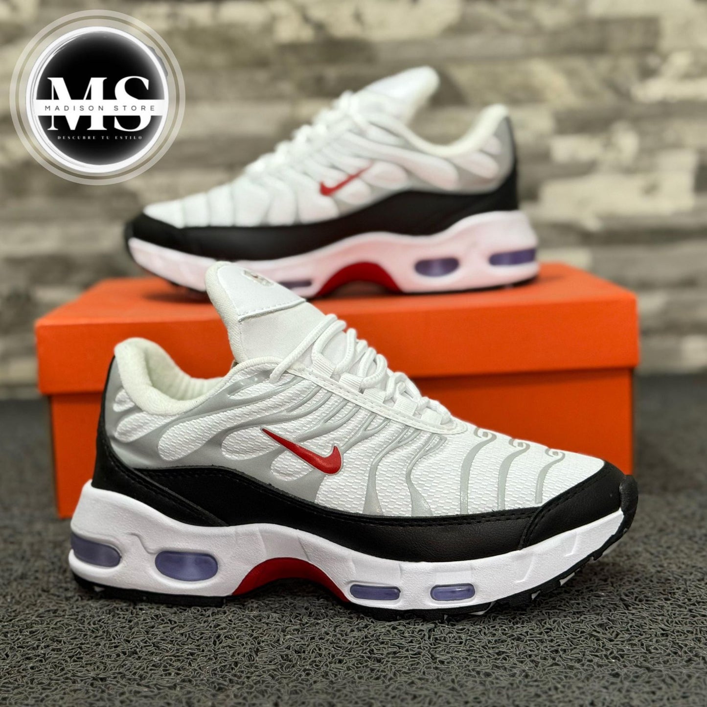 NIKE TN