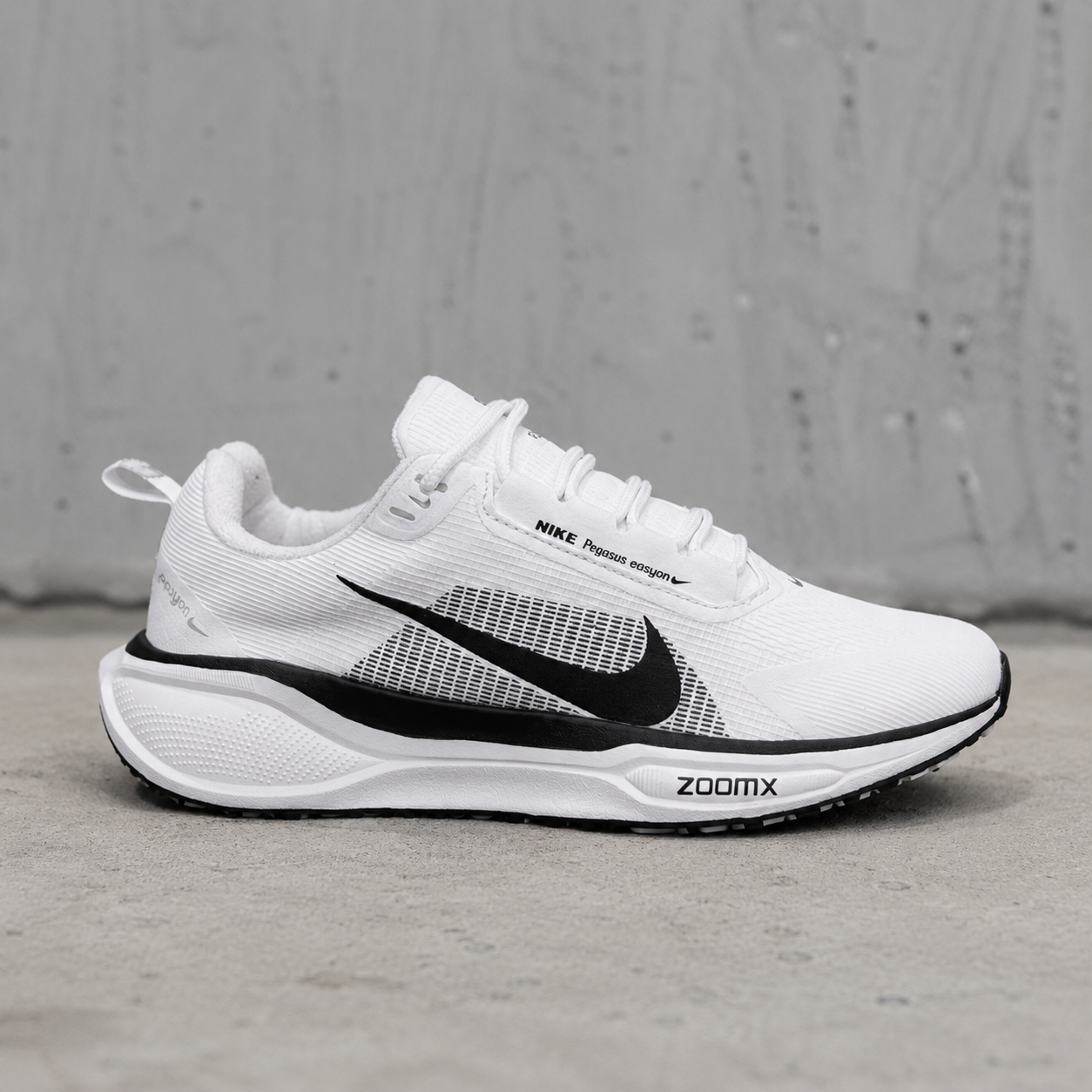NIKE PEGASUS