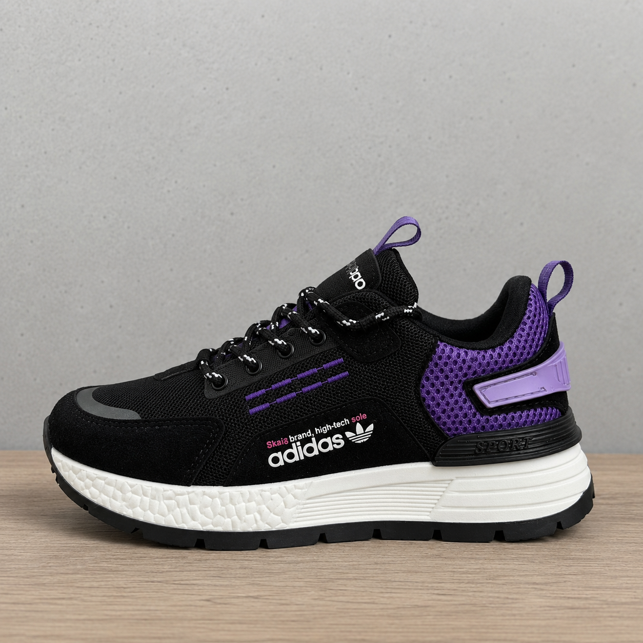 ADIDAS BRAND DAMA
