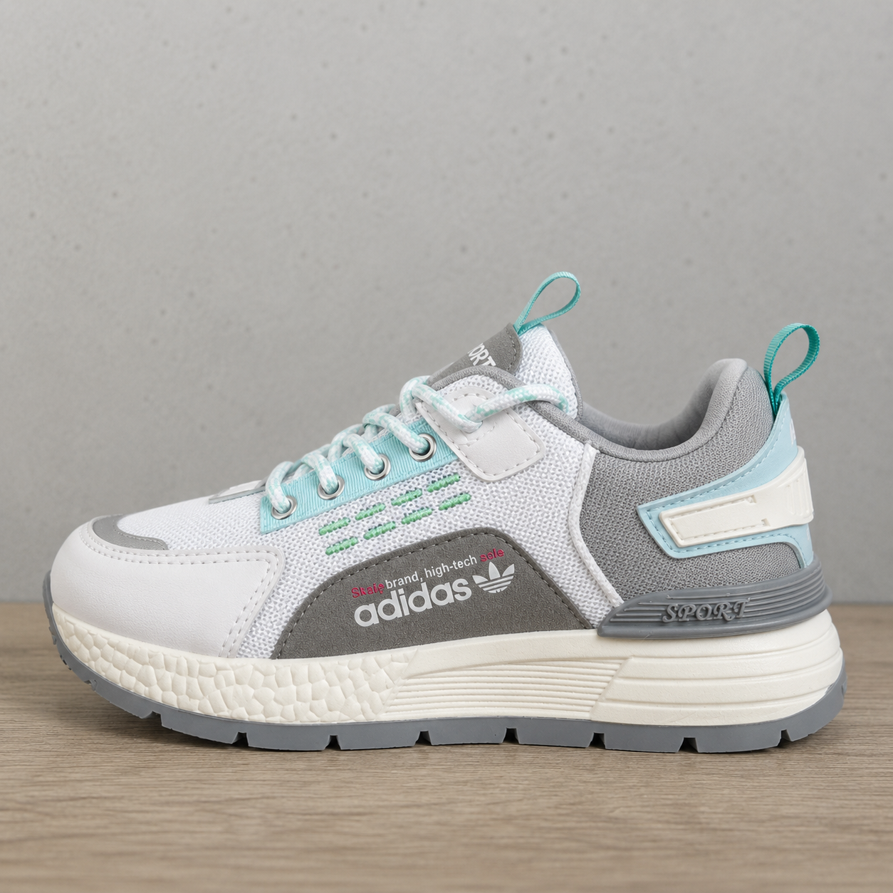 ADIDAS BRAND DAMA